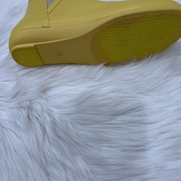 London Fog Rain Boots - Picture 10 of 12